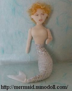 Marilyn mermaid